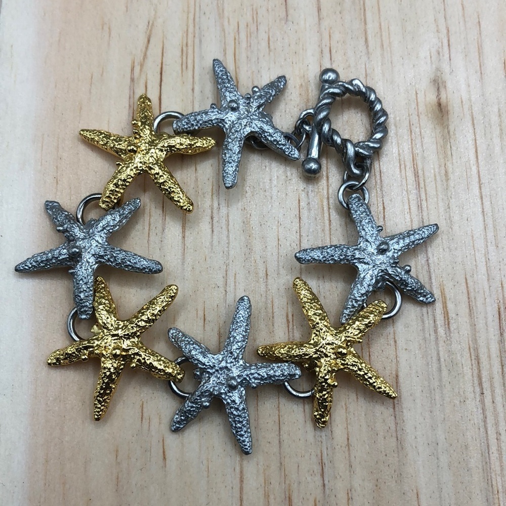 Mixed metal silver gold starfish link bracelet toggle clasp, beach boho summer.